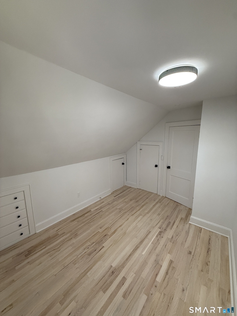 250 Jackson Avenue - Photo 14