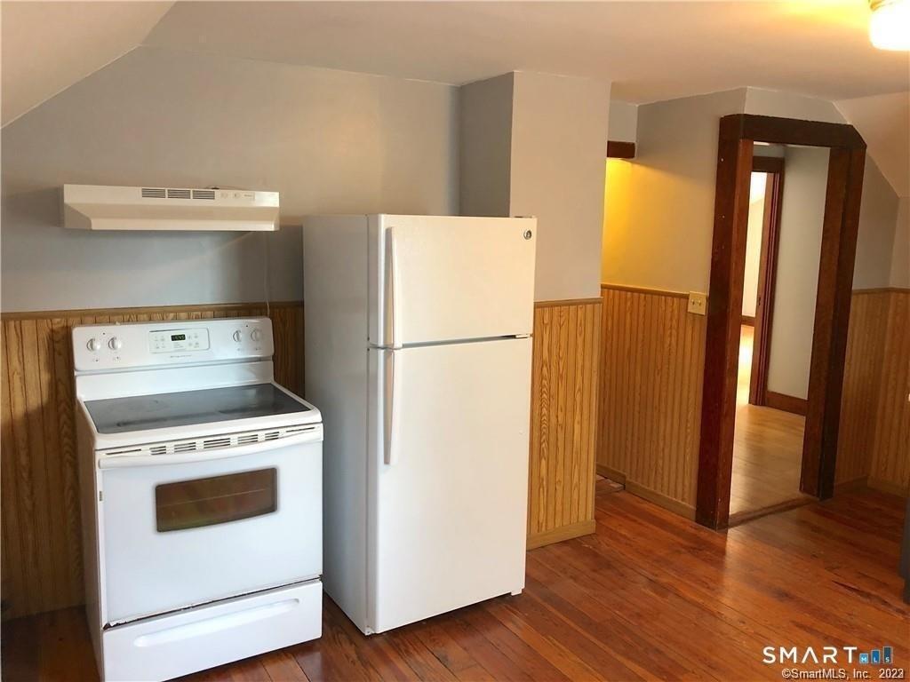 354 Elm Street - Photo 5