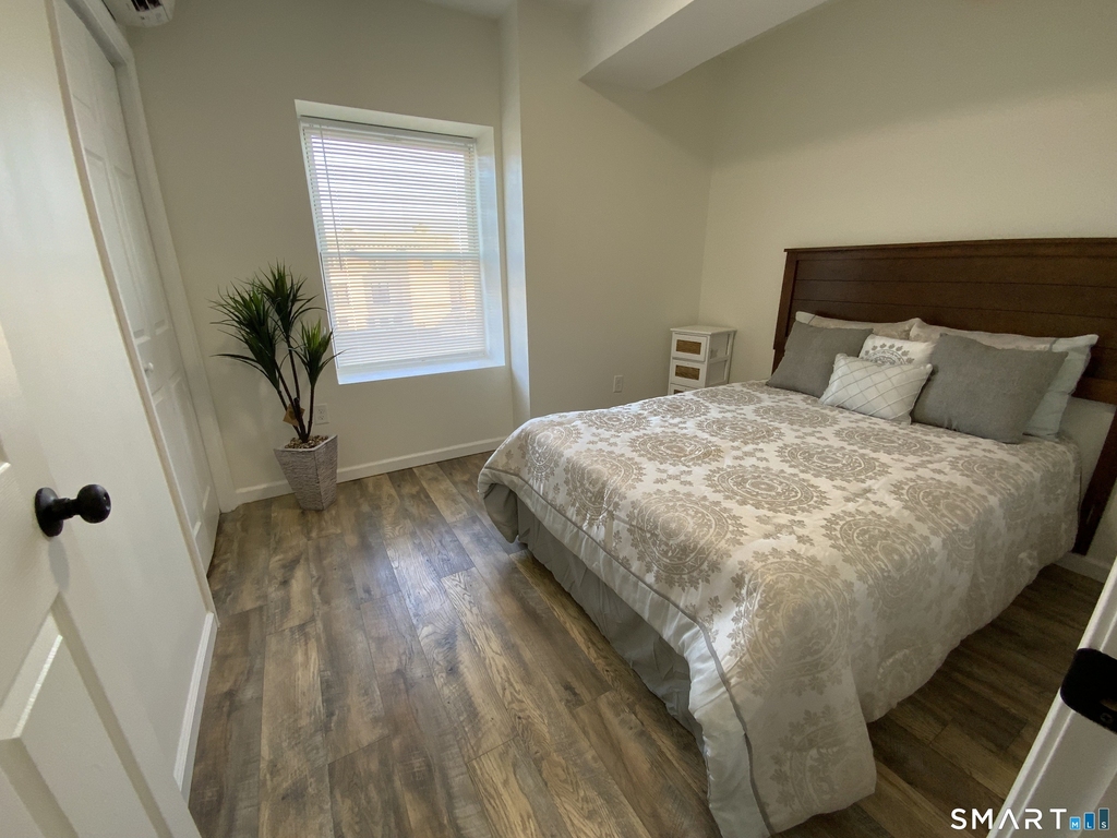 61 Colony Street - Photo 3