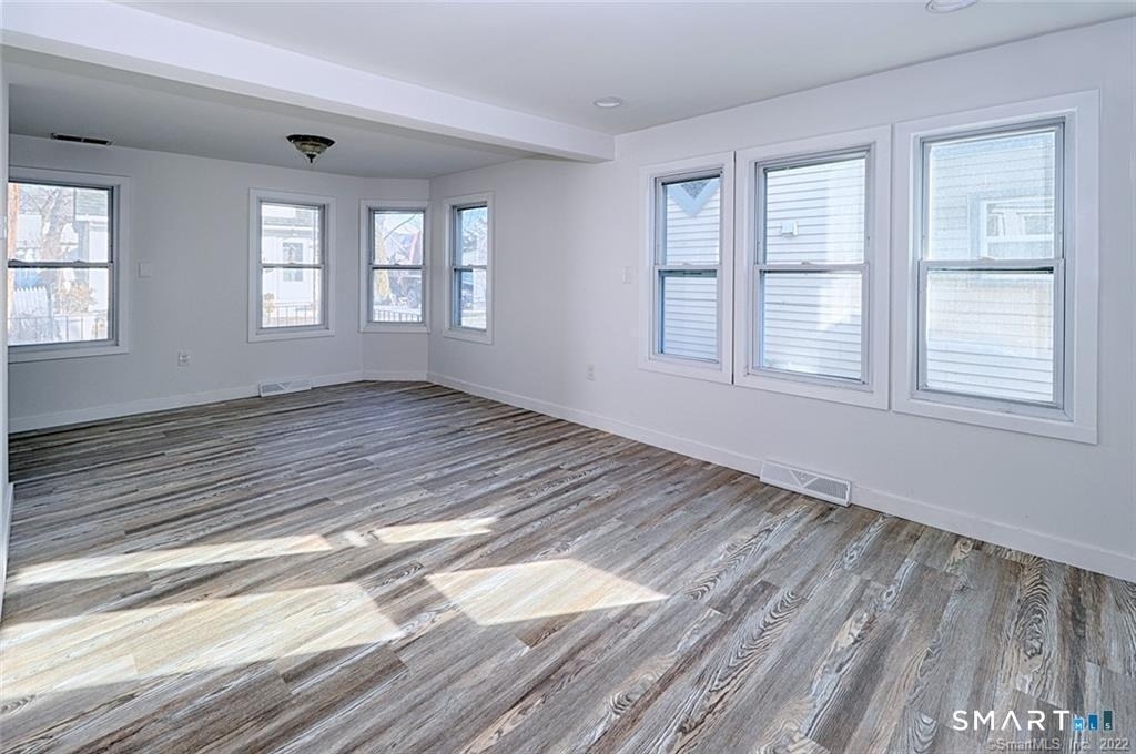 42 Botsford Avenue - Photo 9