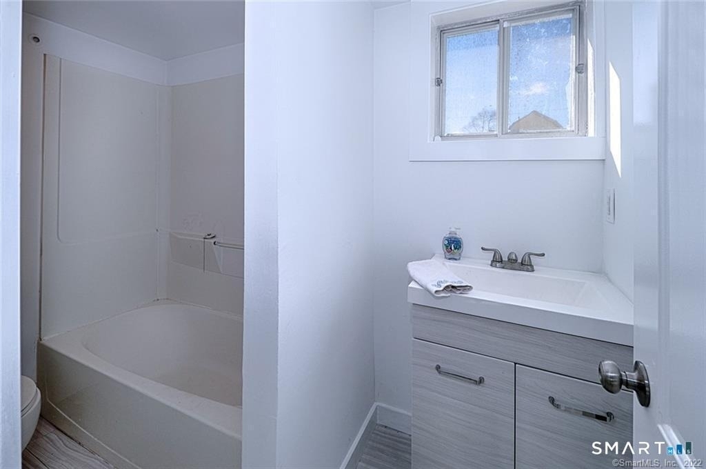 42 Botsford Avenue - Photo 7