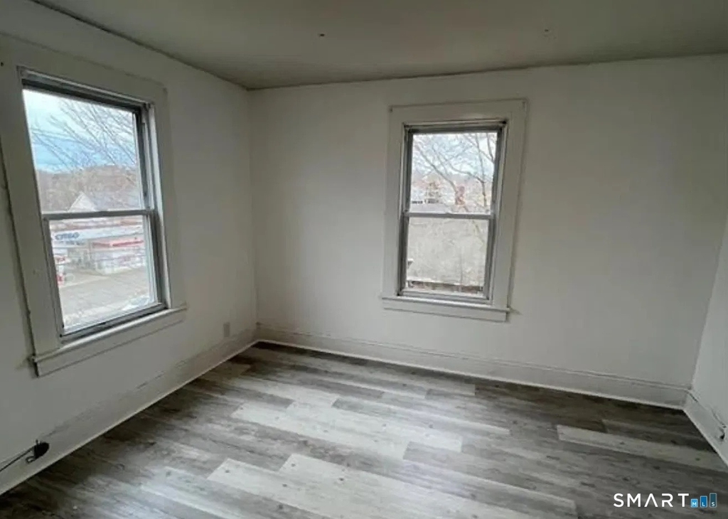 115 Main Street - Photo 13
