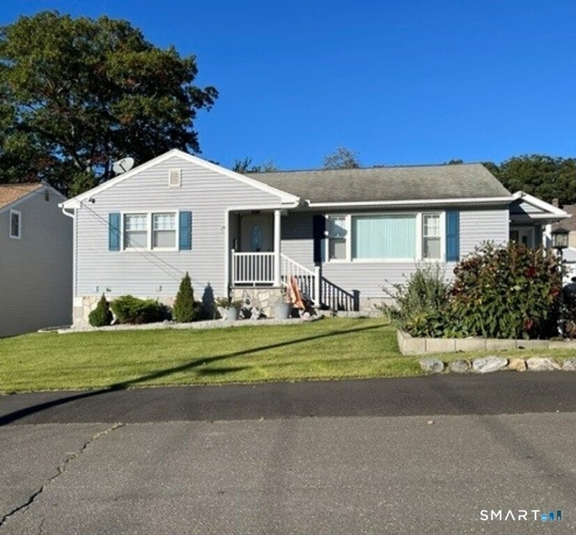 47 Hallock Street - Photo 0