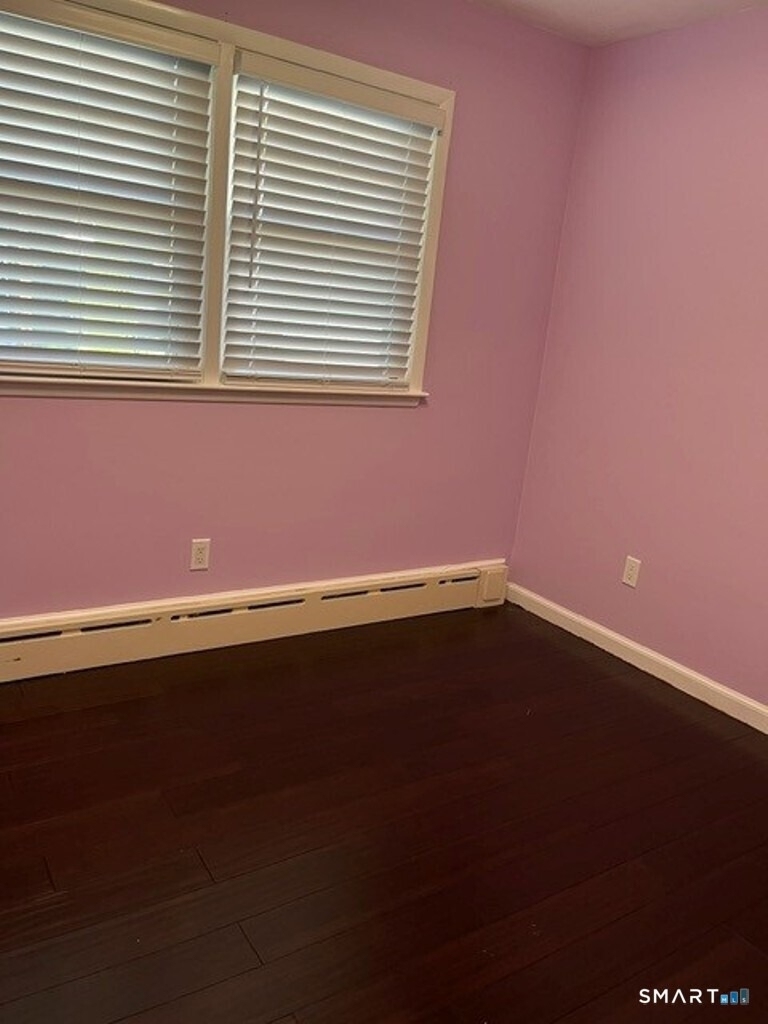 47 Hallock Street - Photo 9