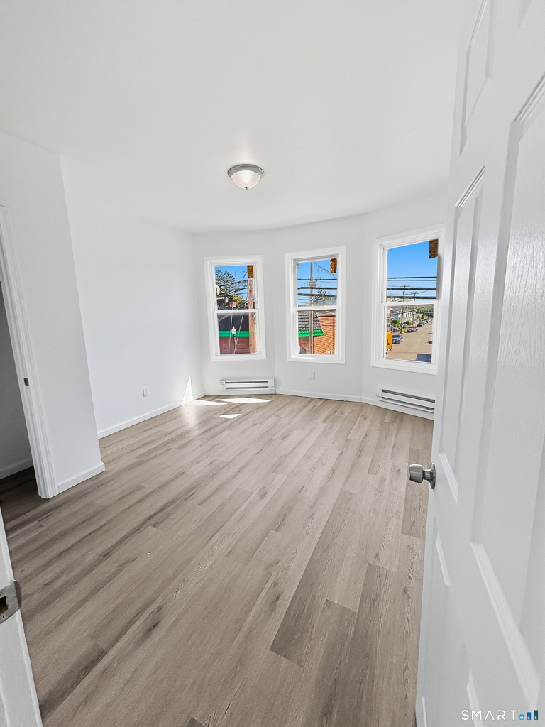 1739 Stratford Avenue - Photo 22