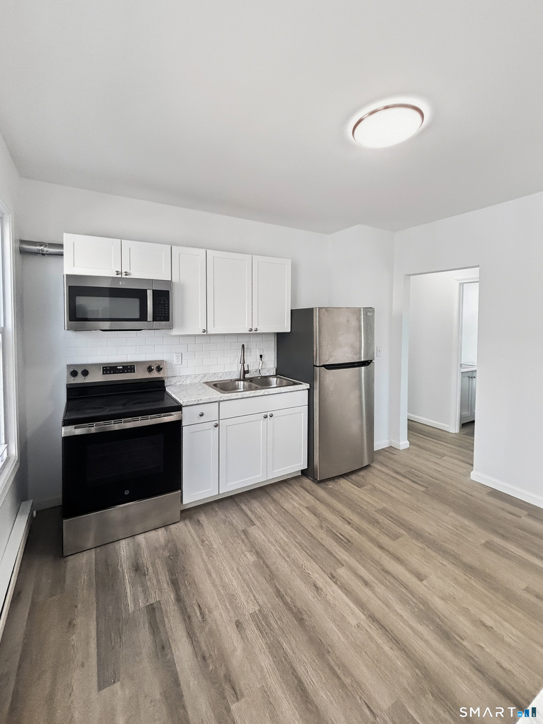 1739 Stratford Avenue - Photo 4