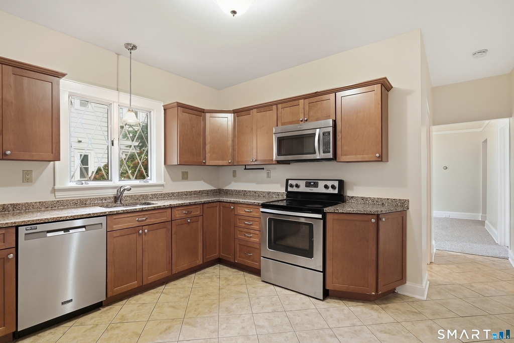 144 Flushing Avenue - Photo 9