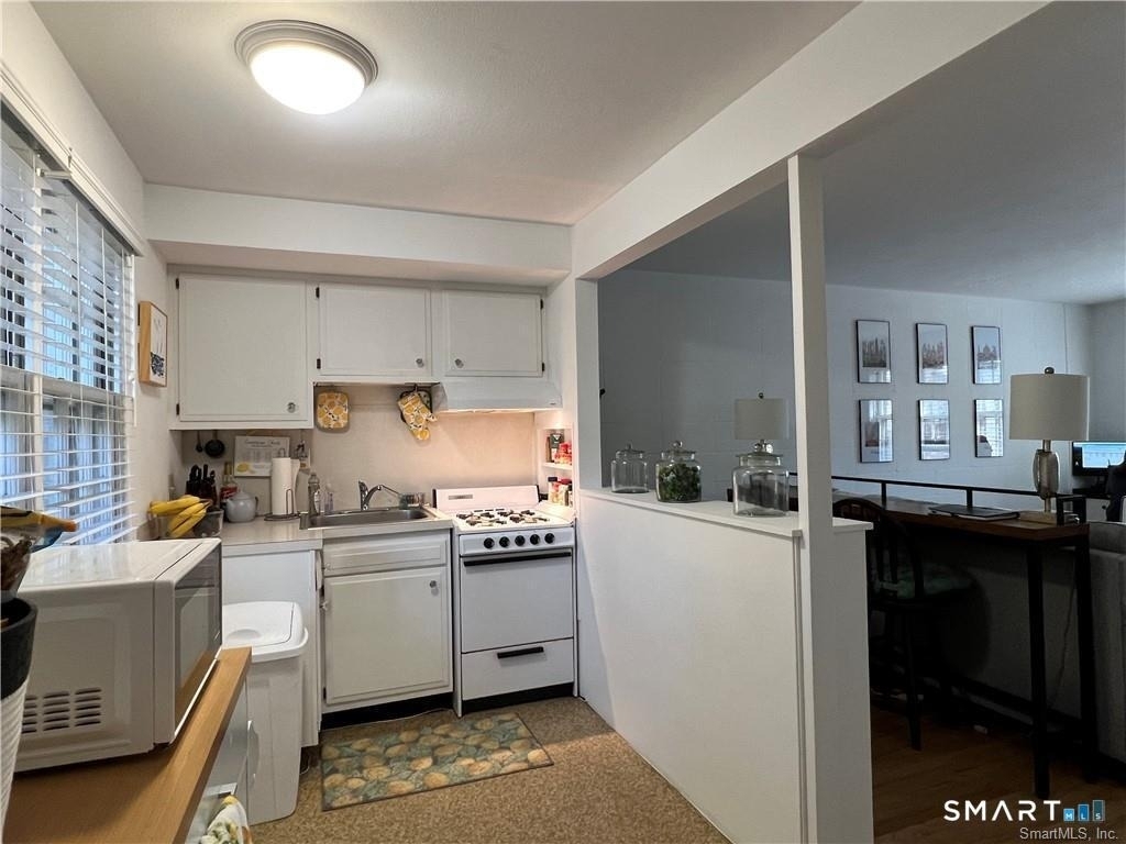 159 East Main Street - Photo 7