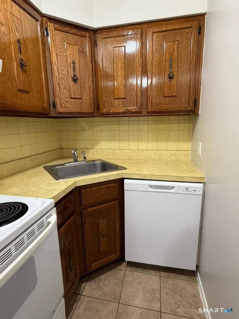 201 Bretton Street - Photo 7