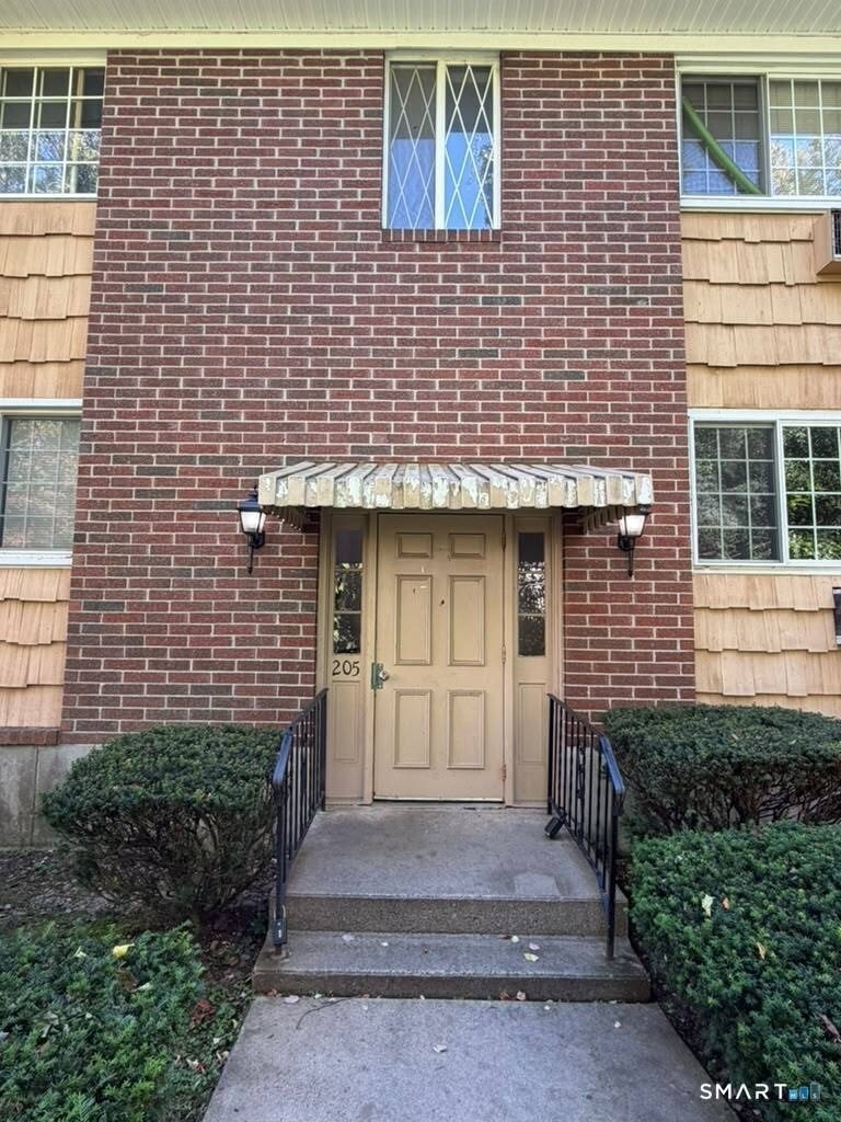 201 Bretton Street - Photo 1