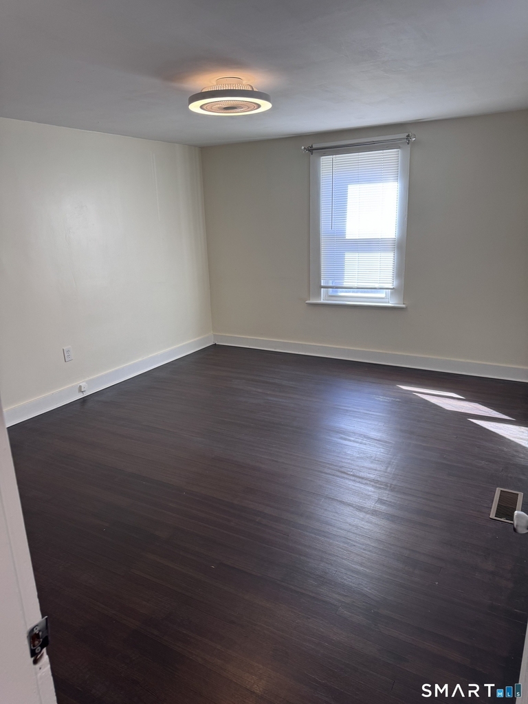 232 Hawkins Street - Photo 11