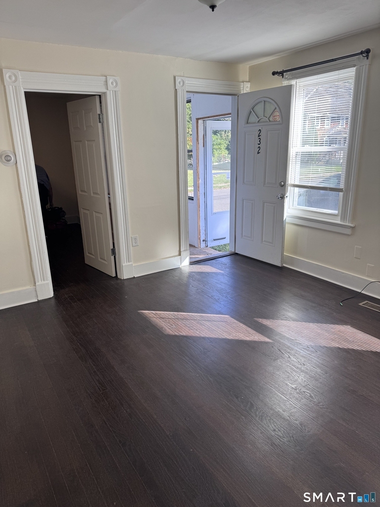 232 Hawkins Street - Photo 15