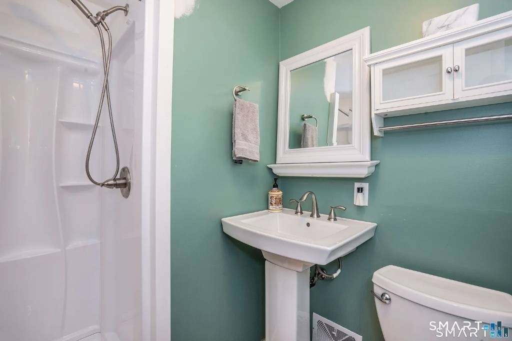 74 Lyman Road - Photo 5