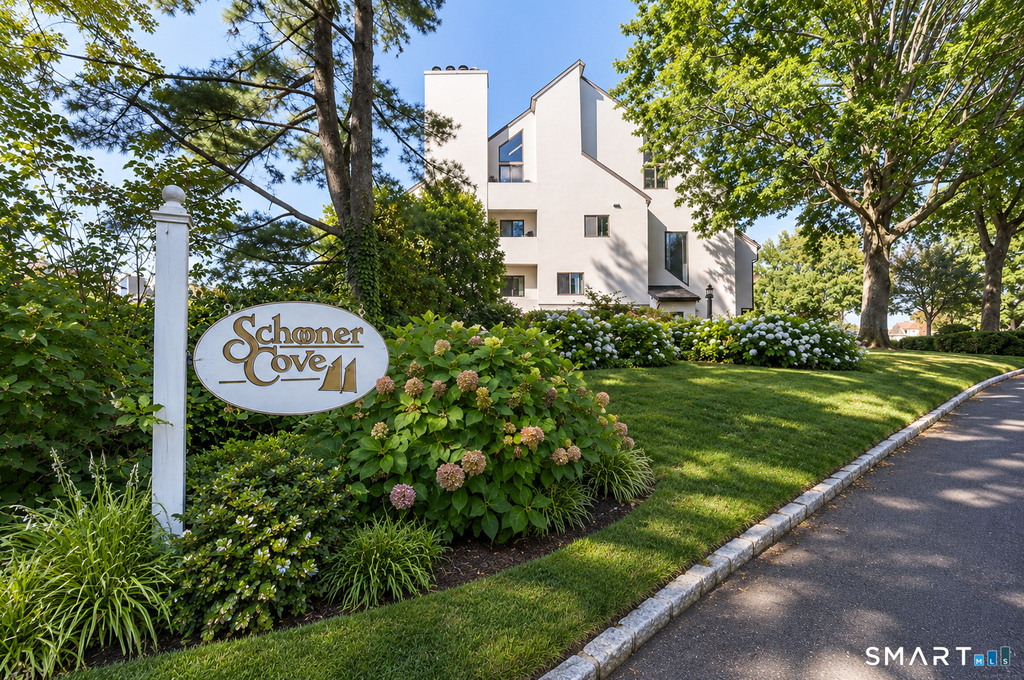 73 Harbor Drive - Photo 2