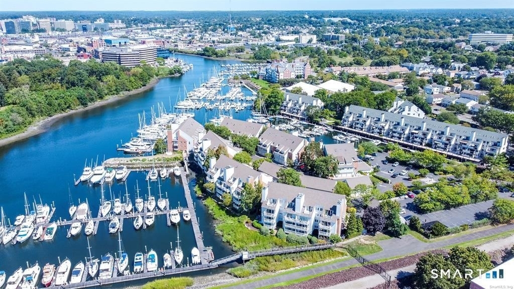 73 Harbor Drive - Photo 32