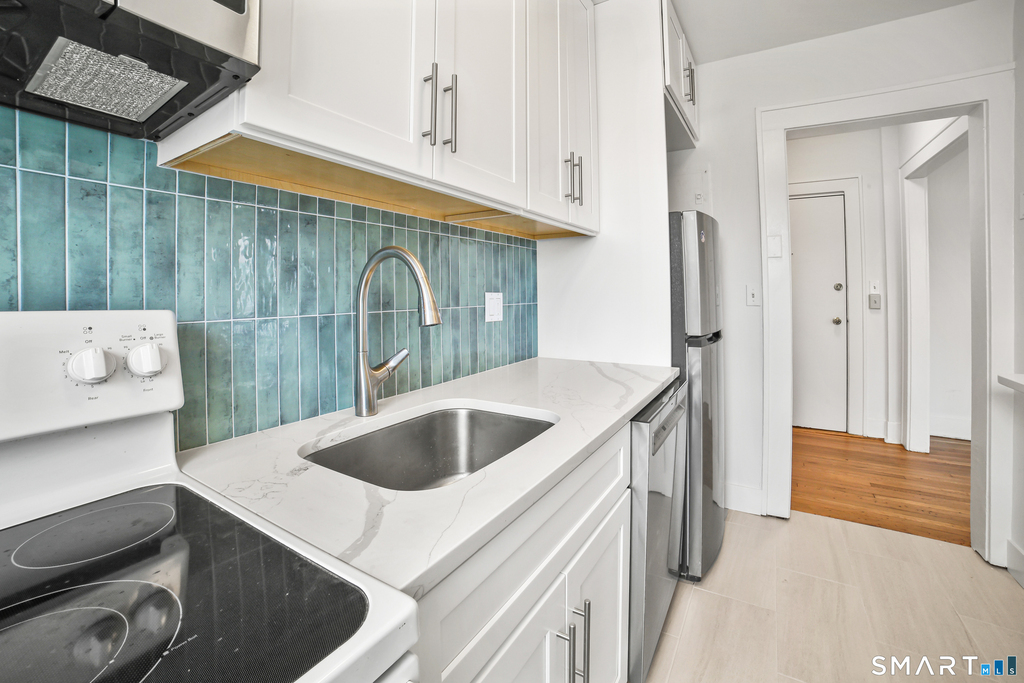 218 Bedford Street - Photo 11