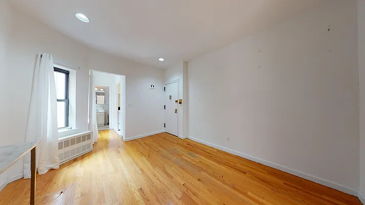 500 East 76th Street - Photo 2