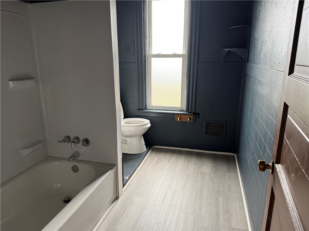 1703 Bailie Ave - Photo 9