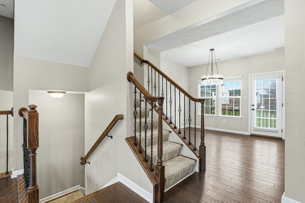 1204 Pointe View Drive - Photo 6