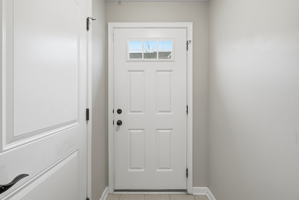 1204 Pointe View Drive - Photo 1