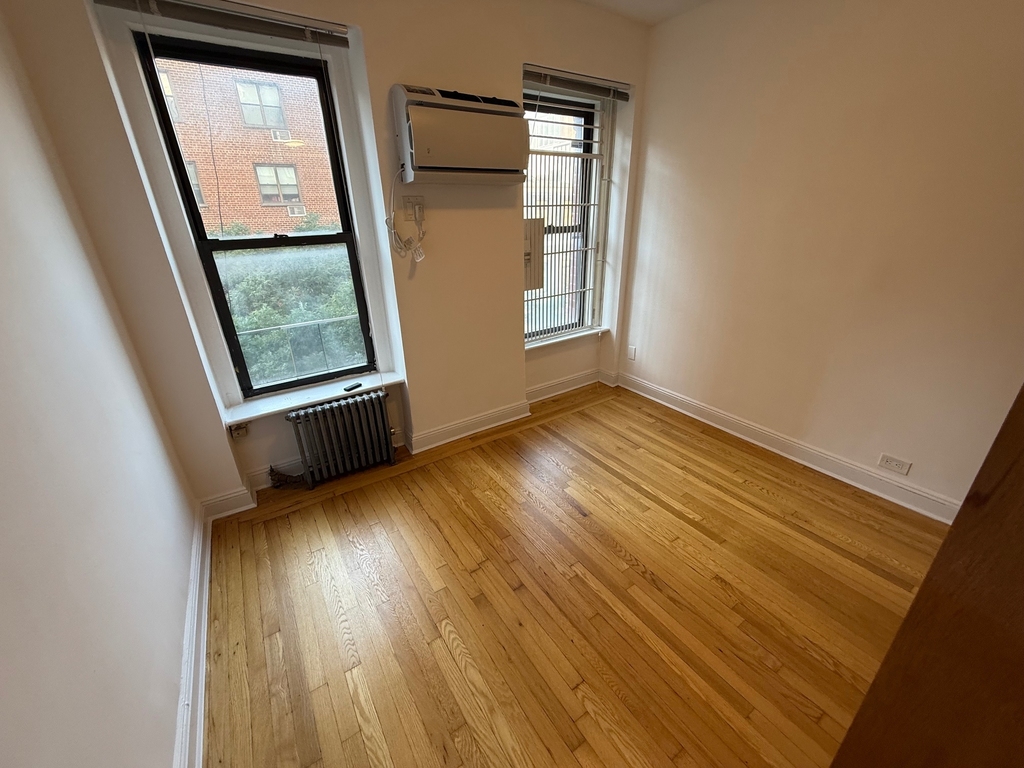 165 East 83rd Street - Photo 3