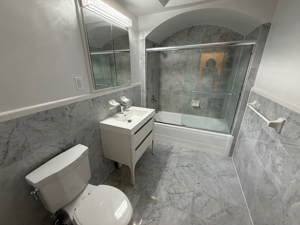 165 East 83rd Street - Photo 6