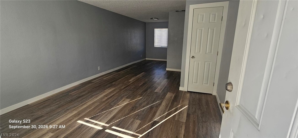 125 W New York Avenue - Photo 1