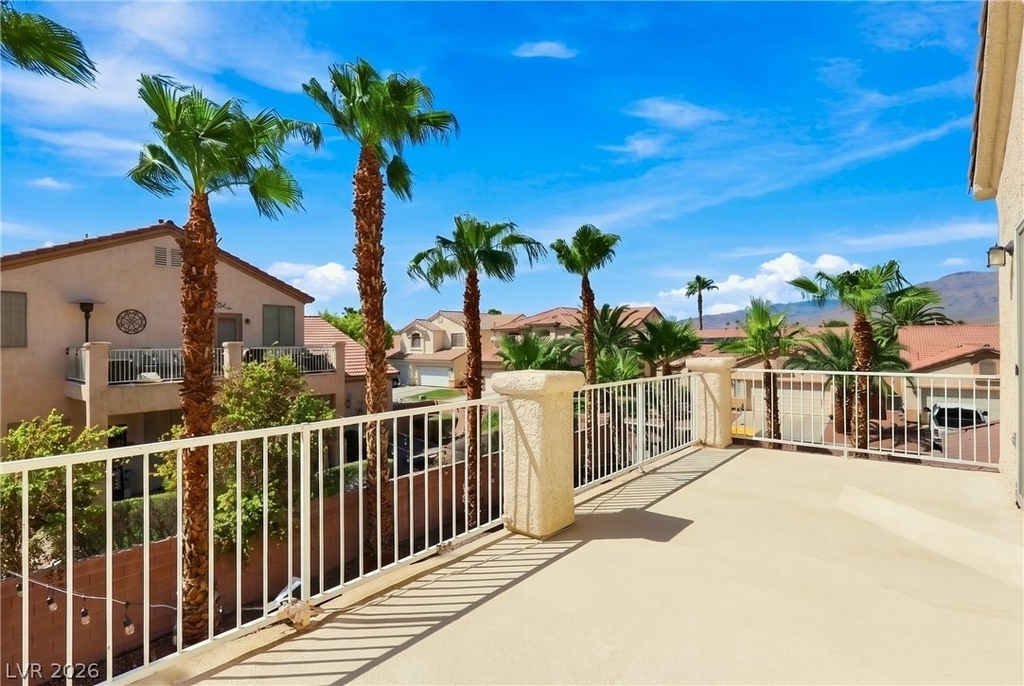 7589 Splashing Rock Drive - Photo 9