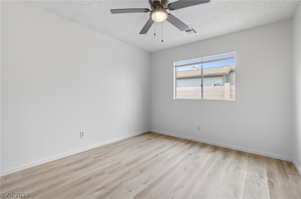 4732 Lakestream Avenue - Photo 13