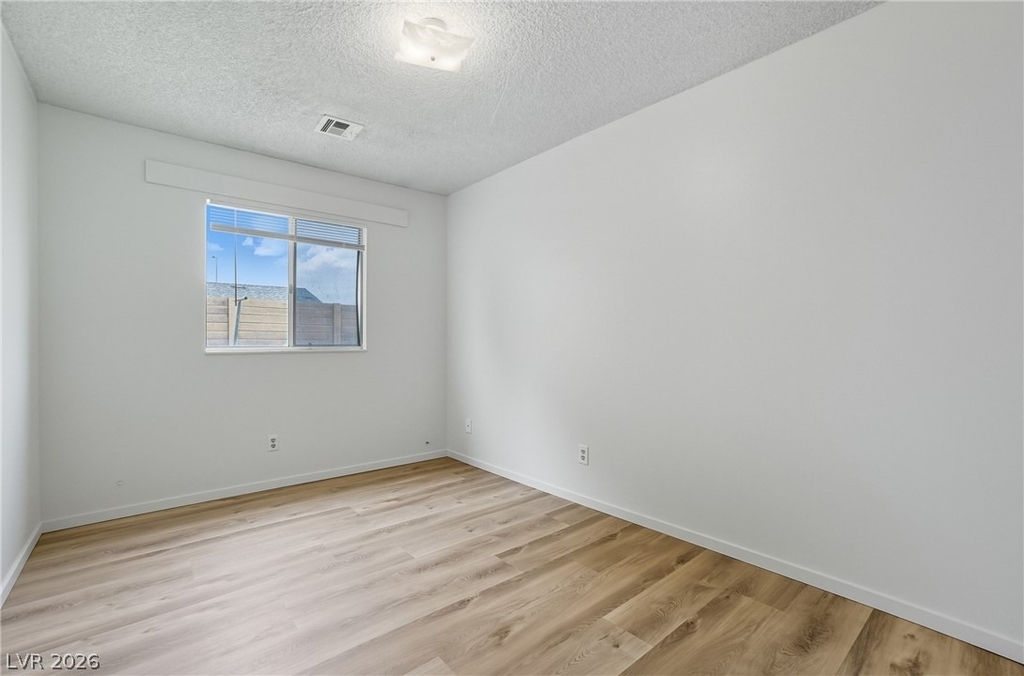 4732 Lakestream Avenue - Photo 15
