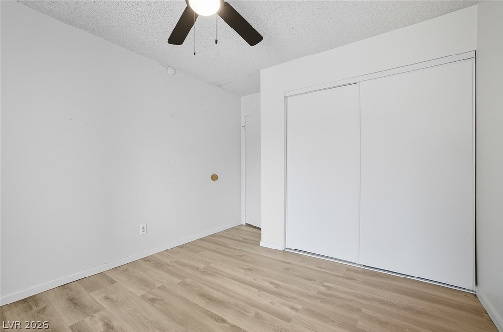 4732 Lakestream Avenue - Photo 18