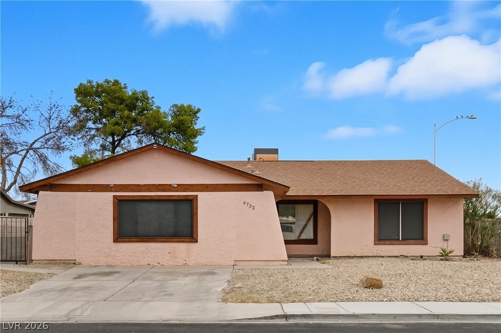 4732 Lakestream Avenue - Photo 0
