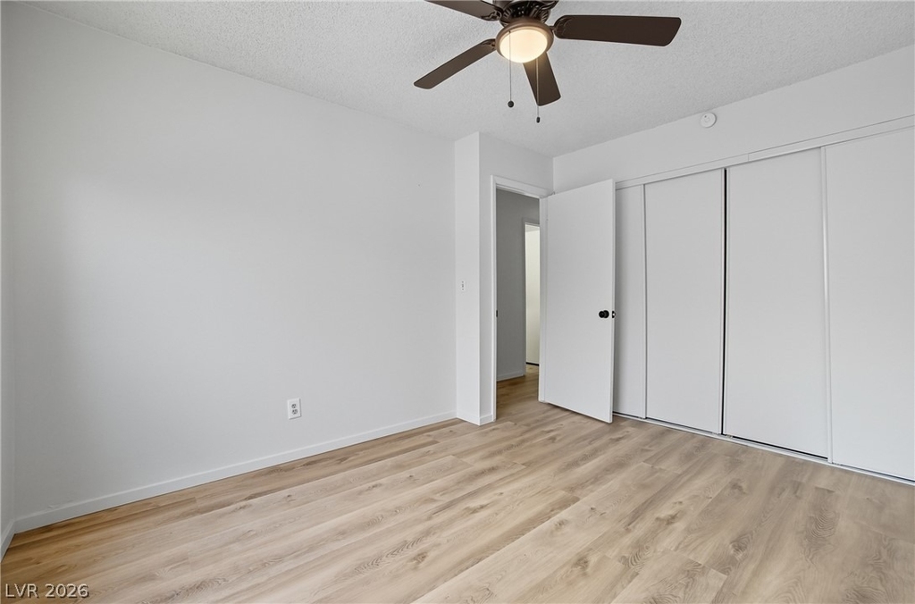 4732 Lakestream Avenue - Photo 14