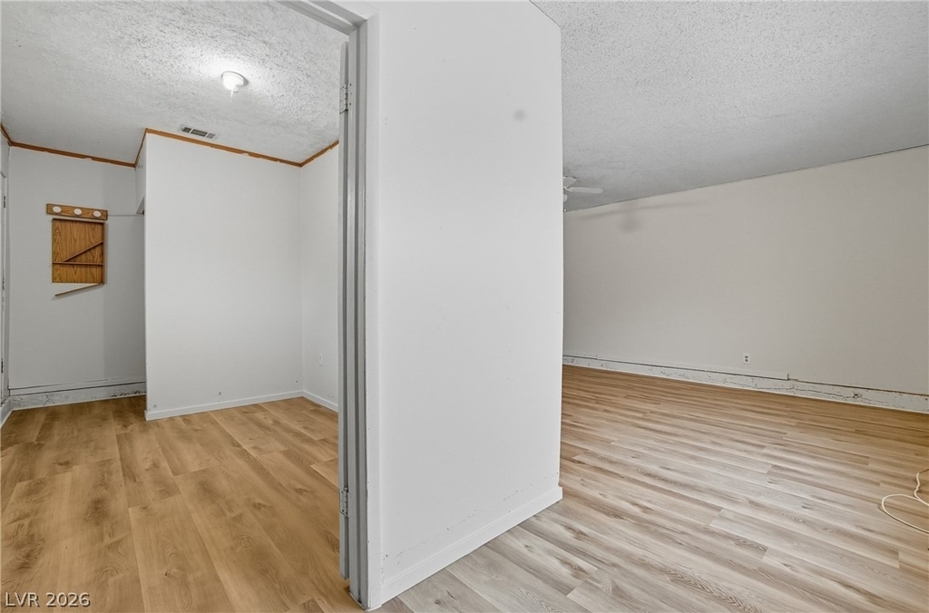 4732 Lakestream Avenue - Photo 22