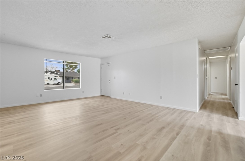 4732 Lakestream Avenue - Photo 8