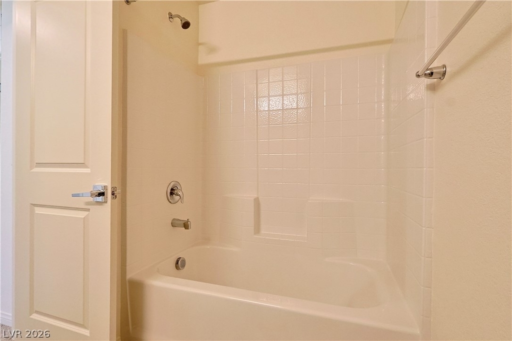 6888 Prairie Pearl Street - Photo 24
