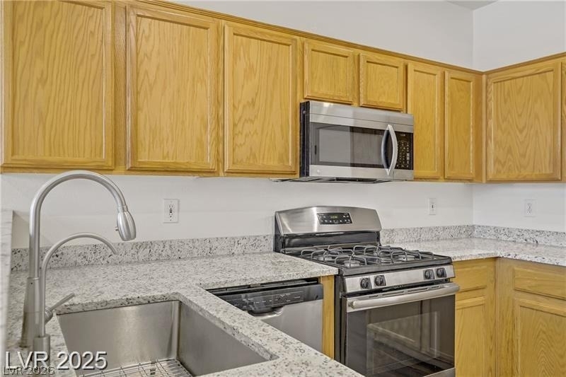 5948 Sakhalin Avenue - Photo 16