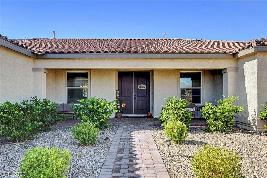 8621 Hickam Avenue - Photo 2