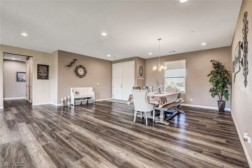8621 Hickam Avenue - Photo 10