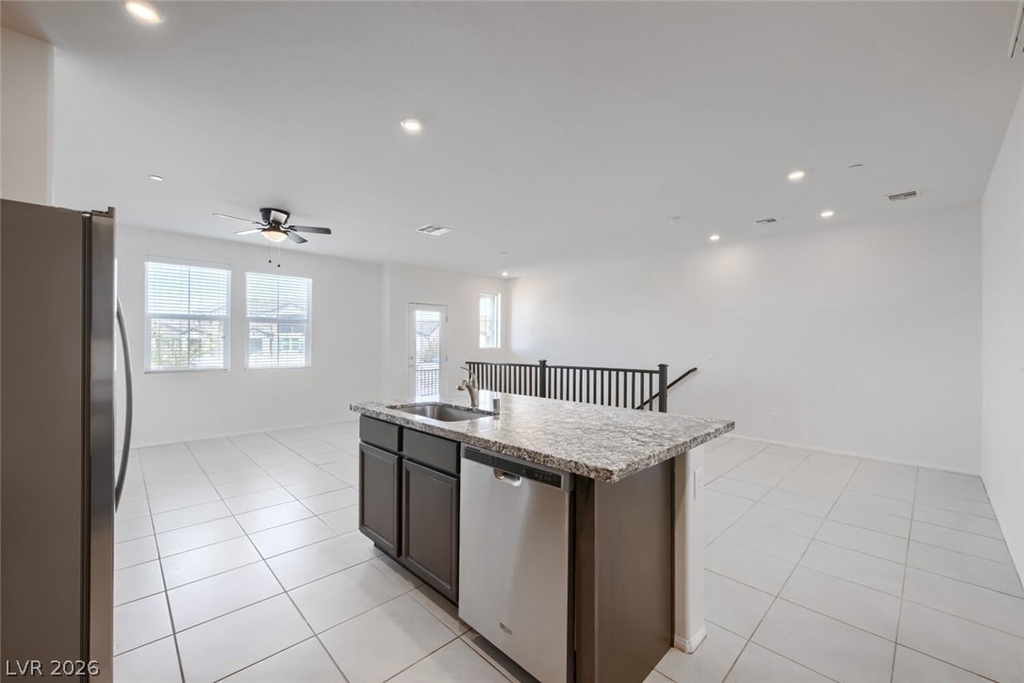 633 Sedum Avenue - Photo 6