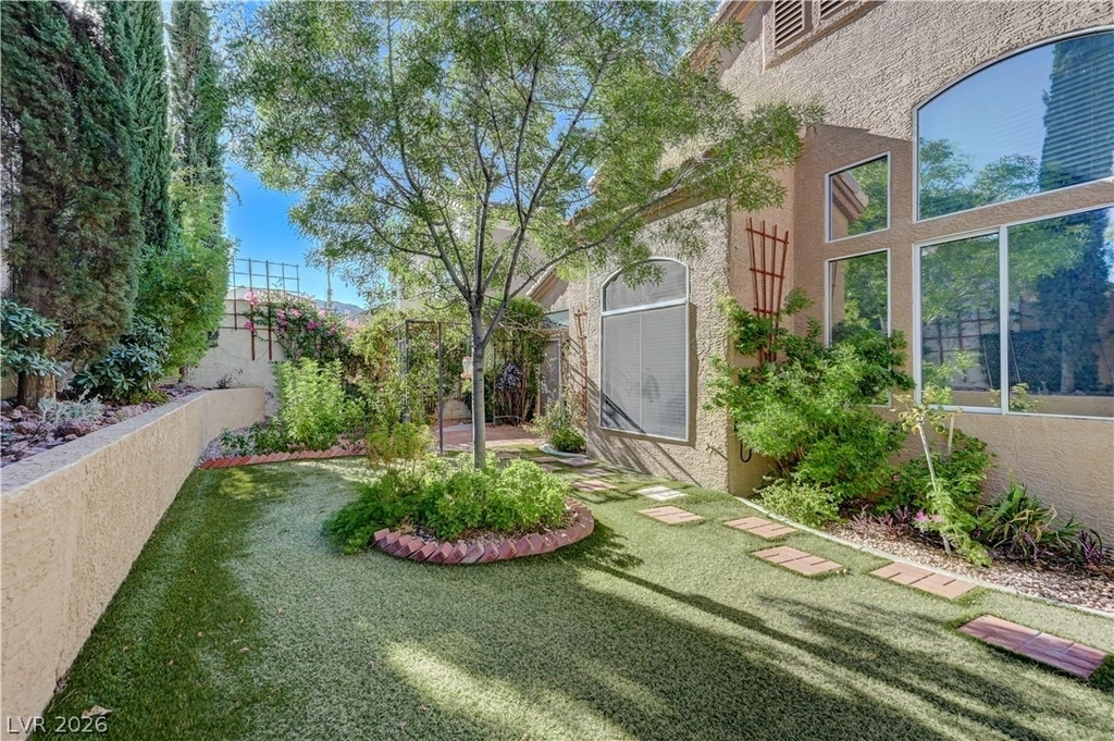 9409 Calico Garden Avenue - Photo 43