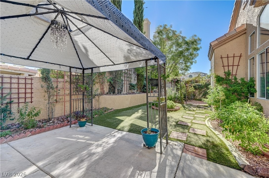 9409 Calico Garden Avenue - Photo 41