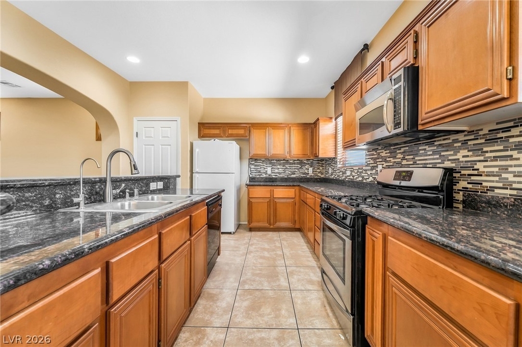 381 Red Snap Dragon Lane - Photo 8