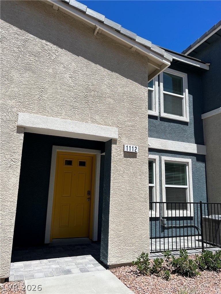 1112 Ruby Sparrow Street - Photo 2