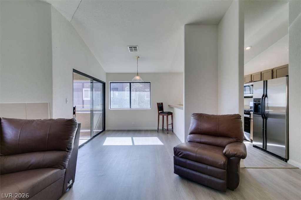 5054 S Rainbow Boulevard - Photo 6