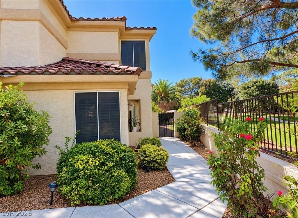 1301 Calle Montery Street - Photo 2