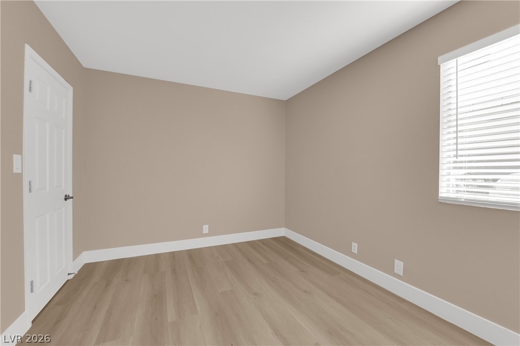 5386 River Glen Drive - Photo 13
