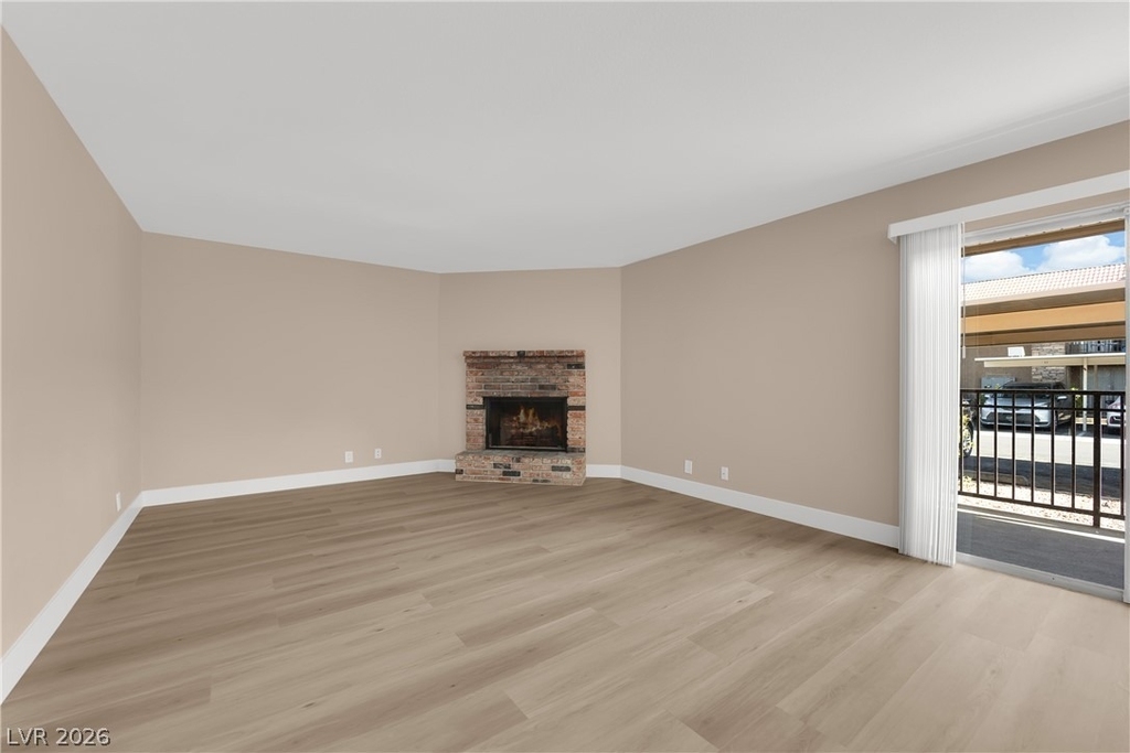 5386 River Glen Drive - Photo 16