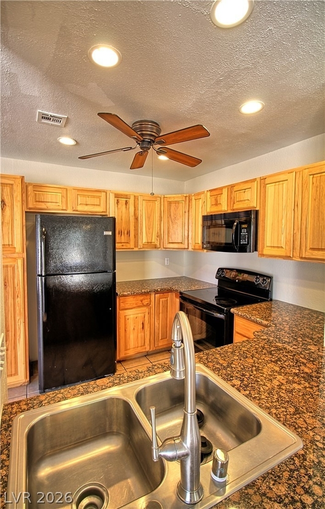 2349 Canfield Drive - Photo 4