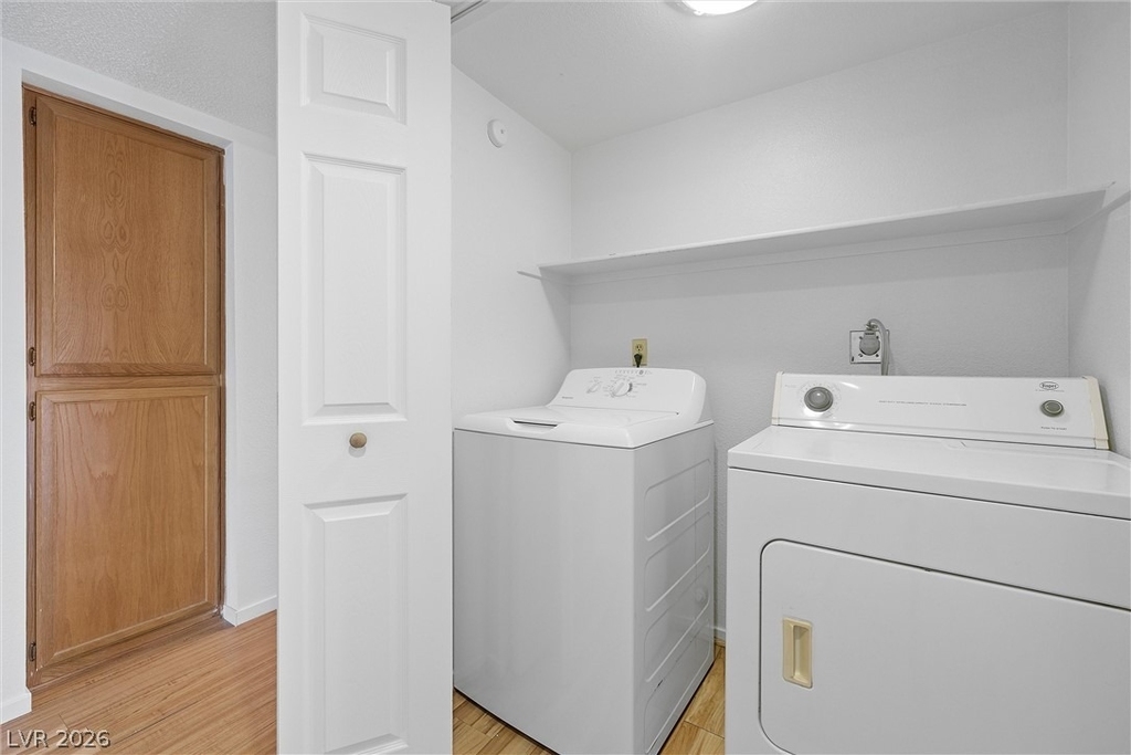 1575 W Warm Springs Road - Photo 19